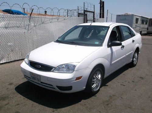 2005 ford focus, no reserve
