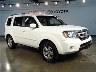 2011 white ex-l!leather heated &amp; cooled seats sun roof!!