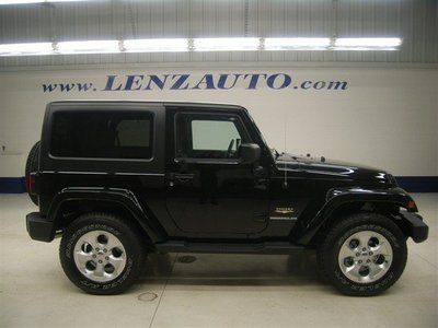 Sahara-trail rated 4x4-3.6l v6-hard top-2 door-cd player 1 owner
