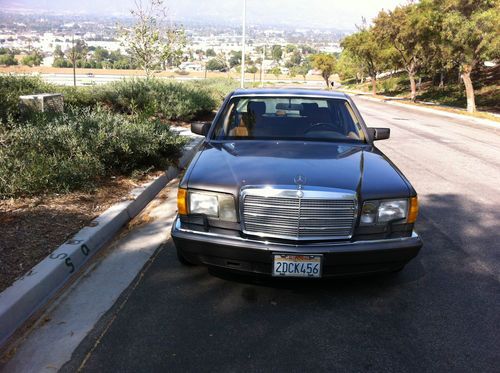 1986 sel 560 very clean well kept no reserve runs good