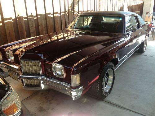 Classic 72 grand prix, restored, good condition, maroon color must see