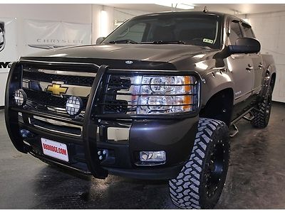 Lt flexfuel lifted leather mp3 onstar bed liner grill guard nerf bars black rims