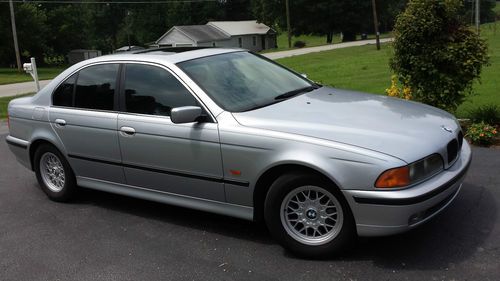 1998 bmw e39 528i automatic i6 2.8l, 123k miles, well maintained