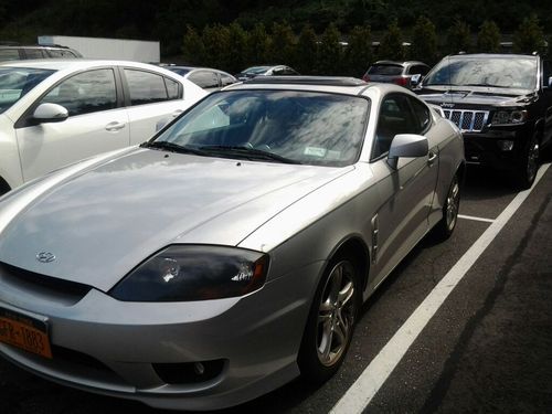 2006 hyundai tiburon se coupe 2-door 2.7l