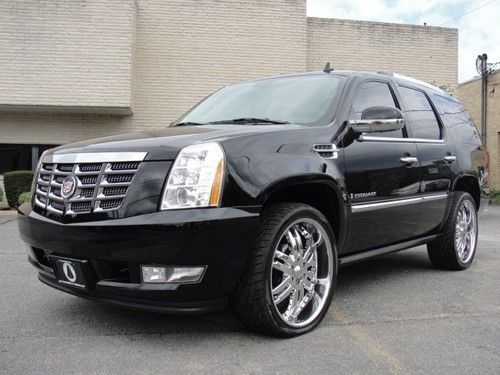 2007 cadillac escalade, loaded with options, just serviced