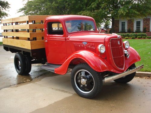 Rare 1935 1 1/2 ton ford flatbed truck vintage antique restored