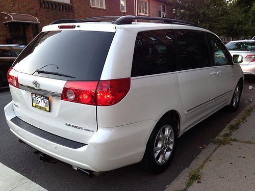 Used Toyota For Sale >> Find used 2006 Toyota Sienna XLE Limited Mini Passenger ... Used Toyota For Sale >> Find used 2006 Toyota Sienna XLE Limited Mini Passenger ...