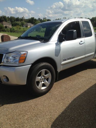 2007 nissan titan se extended cab pickup 4-door 5.6l