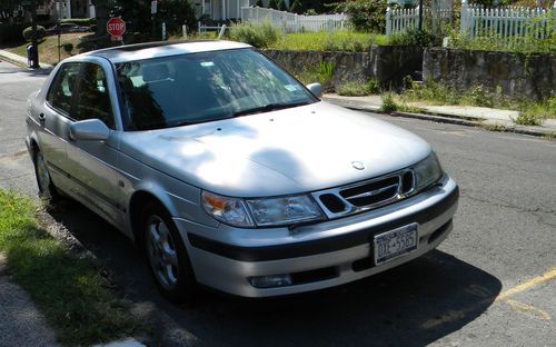 Saab 9-5 2001 silver body mint use for parts new exhaust radiator tires