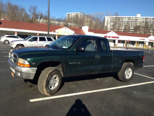 Find used 1998 Dodge Dakota 4WD 3.9L - Manual Transmission in United