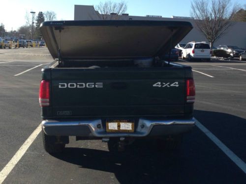Find used 1998 Dodge Dakota 4WD 3.9L - Manual Transmission in United