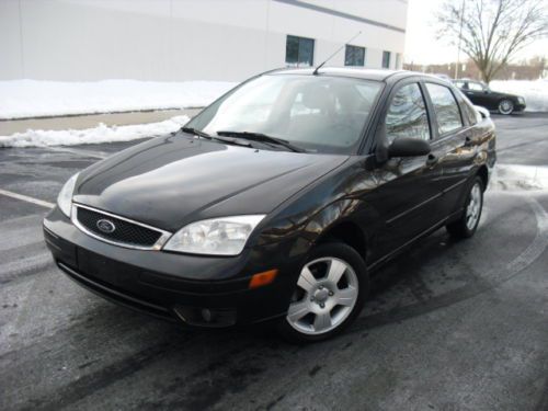 2007 ford focus ses,auto,4dr,cd,roof,leather,loaded,great car,no reserve!!!