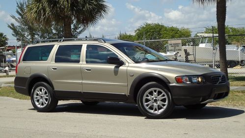 2004 volvo xc70 awd cross country , extra clean , florida no reserve