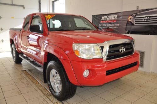Low miles one owner trade in trd 4.0l v6 red access cab automatic  off road pkg