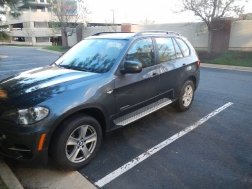 Great condition! 2011 bmw x5 35d 51,400 miles