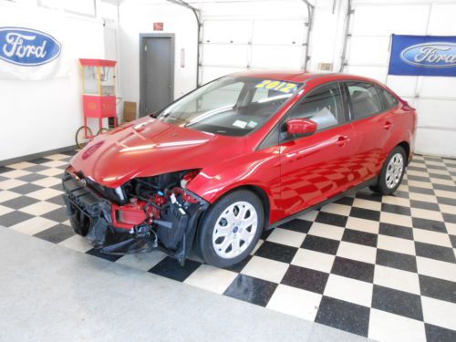 2012 ford focus se 27k no reserve salvage rebuildable damaged repairable