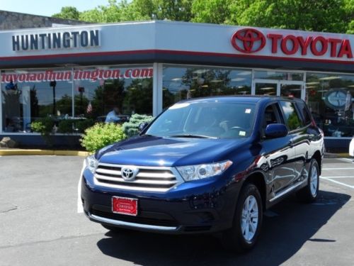 2013 toyota 4wd v6 low miles like new