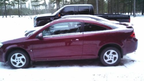 2008 pontiac g5 good condition maroon 2 door coupe standard shift