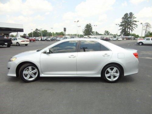 2014 toyota camry le