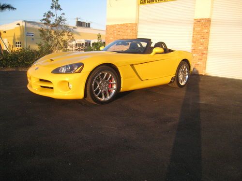 Viper race yellow! only 680 miles, 2 door convertible in excellent condition.