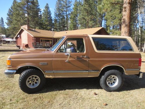 1988 ford bronco xlt 4x4 - awesome rig - new paint, clean, runs great