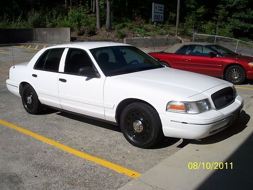 2005 ford crown victoria police interceptor lx supervisor's car