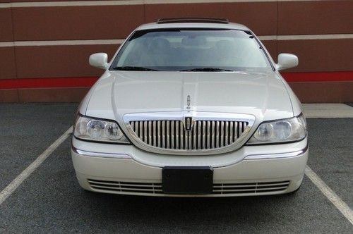 2005 lincoln town car signature ltd 1 owner warranty full load navigation sunroo
