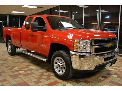 2wd red work truck 2500 hd ext cab low miles low reserve 1-onwer 8" bed warranty