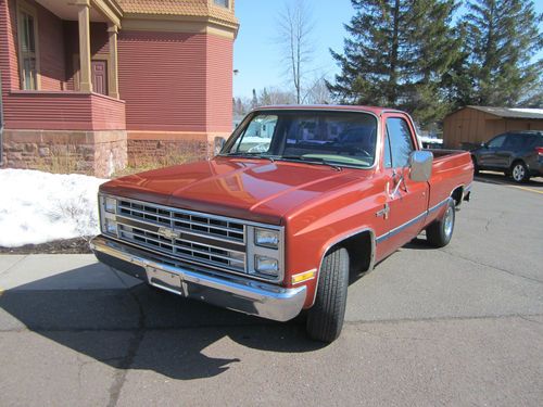 1986 chevrolet scottsdale pickup truck