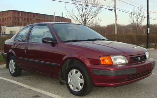 1995 toyota tercel dx sedan 2-door 1.5l -automatic - low miles