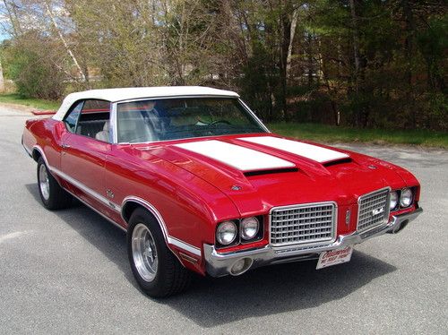 1972 oldsmobile cutlass convertible w30 stripes w25 hood w35 wing  matador red