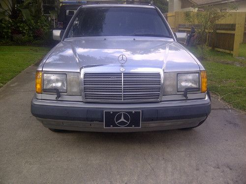 Mercedes 1993 wagon  300 te