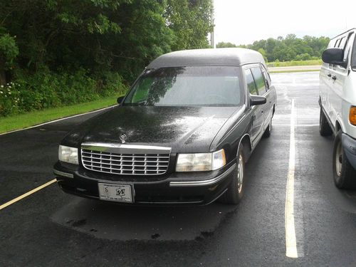 Funeral coach: 1997 cadillac s &amp; s masterpiece