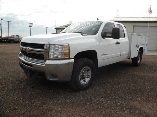 2008 chevrolet 3500 4x4 6.6 liter v8 diesel extended cab utility bed automatic