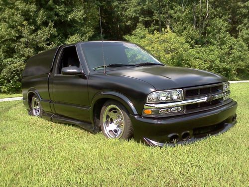 Sell used 2000 CHEVY S10 LOWRIDER CUSTOM in Bear, Delaware, United States