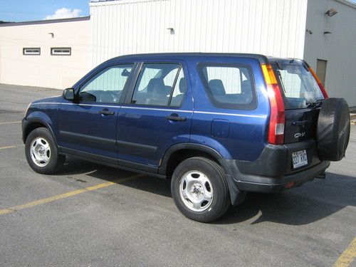 2002 honda cr-v excellent condition/clean/very sound mechanically! 125,373 miles