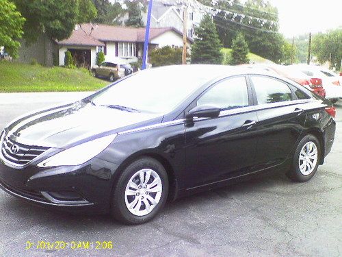 2011 hyundai sonata gls sedan 4-door 2.4l