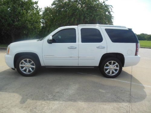 2009 denali awd/4x4 tv/dvd roof navigtion leather 3rd row pearl white