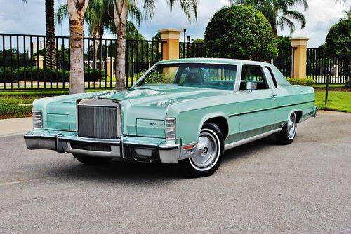 Collector quality 1978 lincoln continental town coupe just 19559 miles stunning