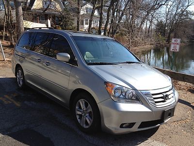 2008 honda odyssey touring navi dvd  clean car fax no reserve.yes no reserve wow