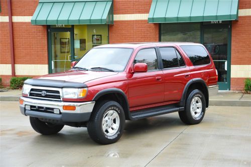 Toyota 4runner / 1 owner / 4x4 / amazing cond / only 69k miles / a true must see