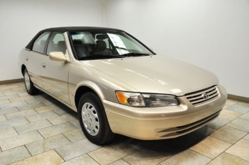 1998 toyota camry le 90k miles auto leather ext clean