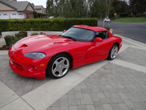 2002 dodge viper red roadster immaculate 9300 mi ca car  r/10 8.0 l
