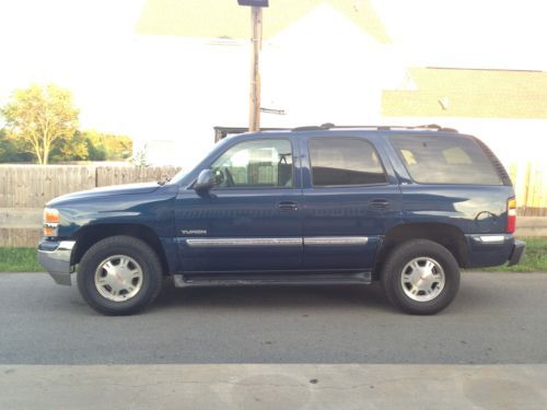 Loaded, hot seats, leather, 4x4, sunroof, memory seat, no issues, rides great