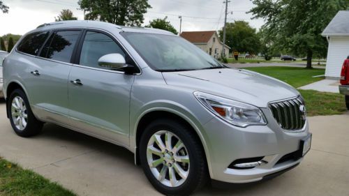 2013 buick enclave  4-door 3.6l awd  only 525 miles!!!!