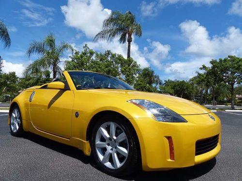 2005 touring roadster 6 speed in ultra yellow - one owner car, clean carfax