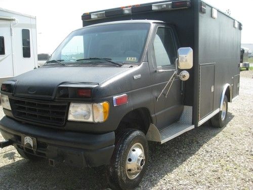Quigley 4x4 diesel dually super rare - bug out van - rv low miles e3500 super