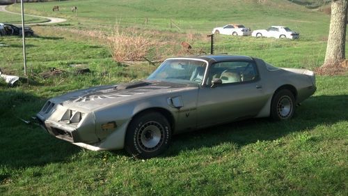 1979 pontiac trans am 10th anniversary 45,389 miles worth restoring