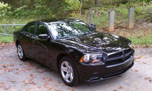 2011 police package 5.7l auto brilliant black crystal pearlcoat