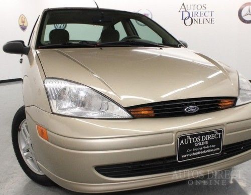 We finance 00 focus se low miles cloth bucket seats cd stereo alloy wheels 2.0l